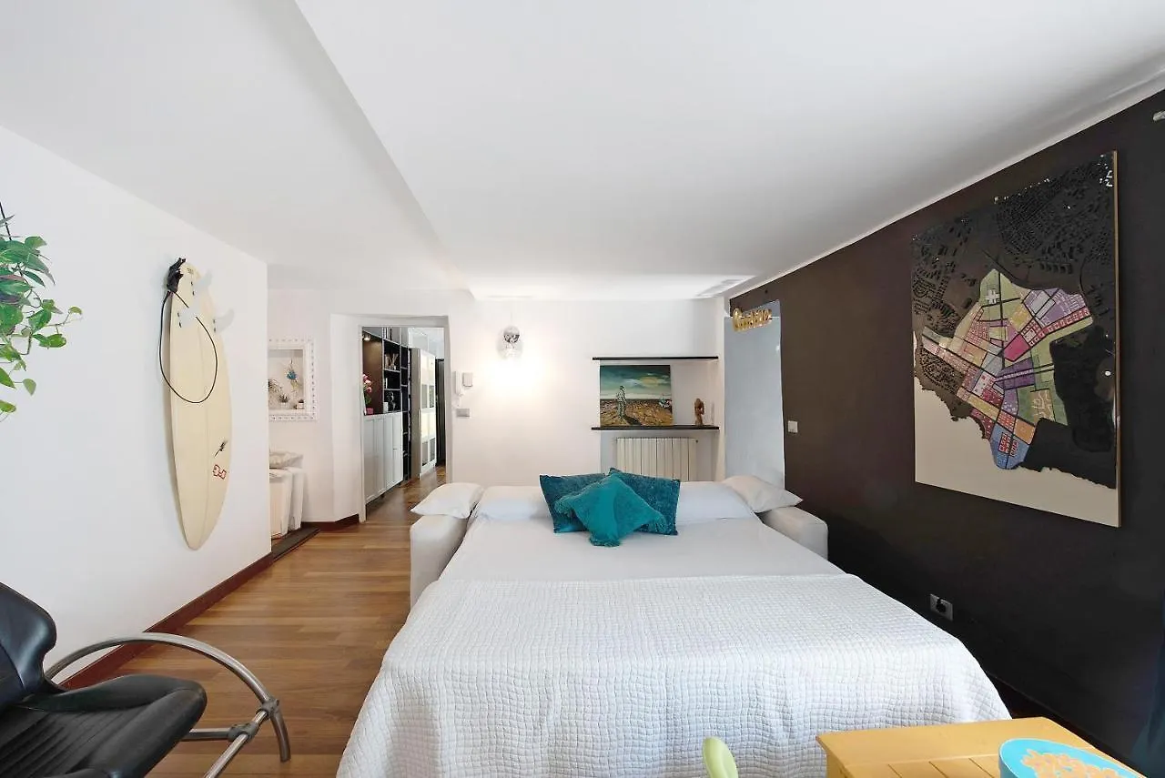 House Momo' Apartment Genoa Italy
